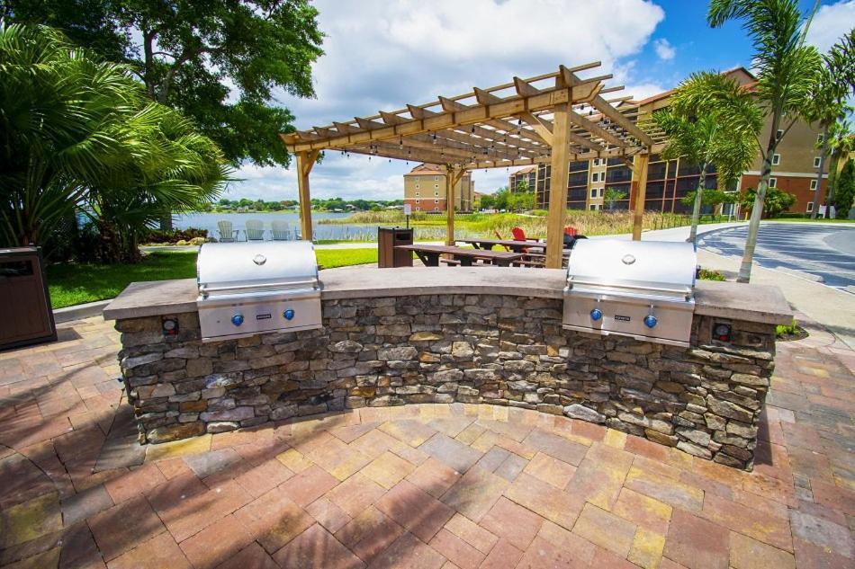 Stunning Condo Near Universal Studios Williamsburg 外观 照片